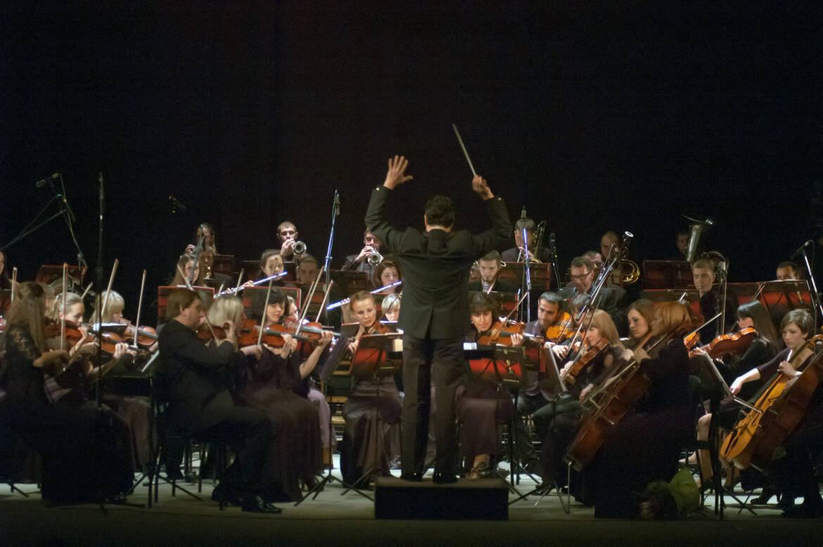 orchestra-home-bg-ps.jpg